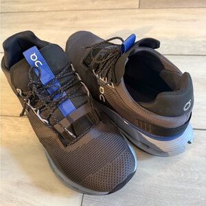 On Running Men's Cloudstratus Running Shoes - Black with Blue Accents